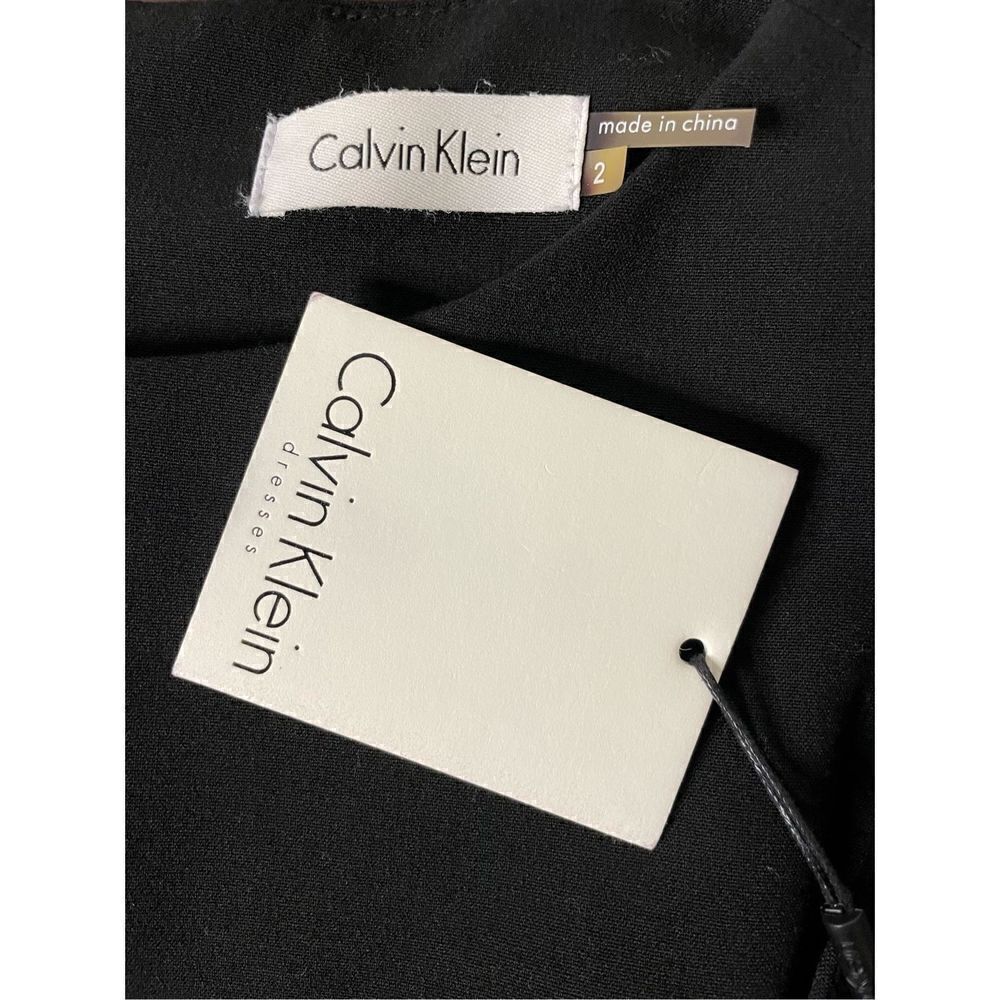 NWT Calvin Klein Black Sleeveless Sheath Dress with gold chain detail, Size 2 - Picture 6 of 6